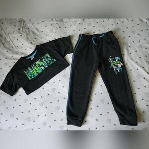 Marvel's Avengers 2-Piece Shirt and Sweatpants